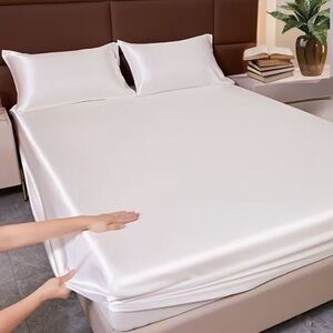3pc Luxurious Satin Sheet Bedding Set - Metallic Eggshell White